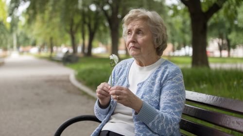 Early signs of Alzheimer’s you can’t ignore