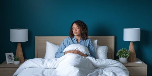 Iconic Cocktails: Manhattan, Cosmopolitan & More