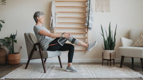 Daily routine to reduce arthritis knee flare-ups